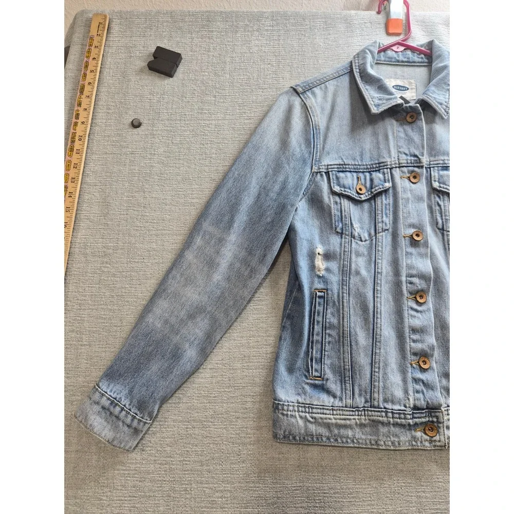 Old Navy Trucker Jacket Womens Medium Blue Cotton Distressed Casual Button Front